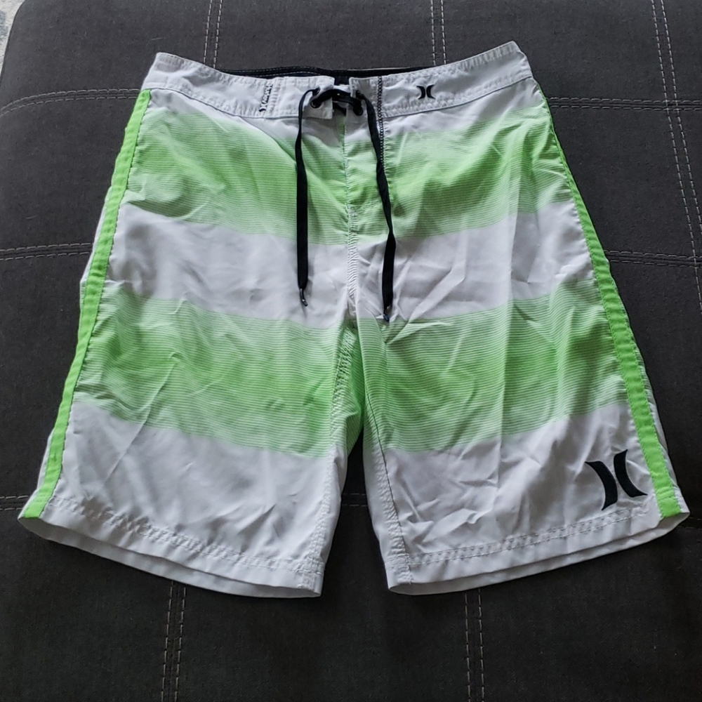 Mens Hurley swim trunks sz 30